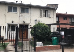 vende casa, casa de dos pisos, San Joaquin