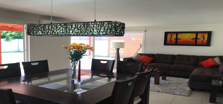 atractiva casa, Los Corrales, Colinas, casa en venta