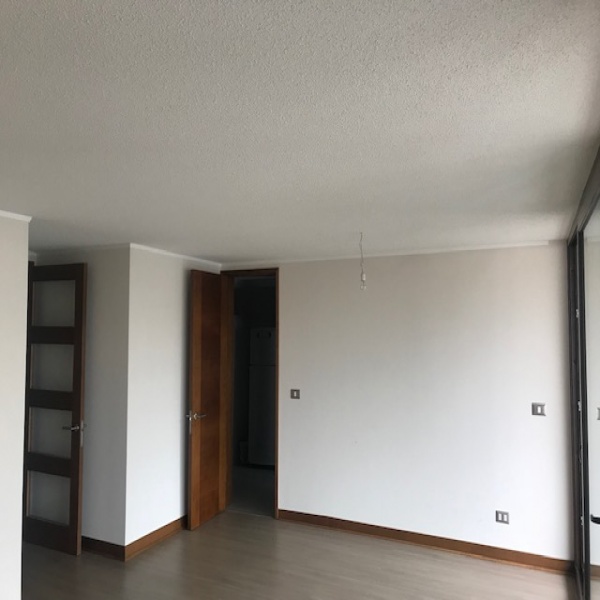 Vendo - Departamento Amplio Como Nuevo en Las Condes